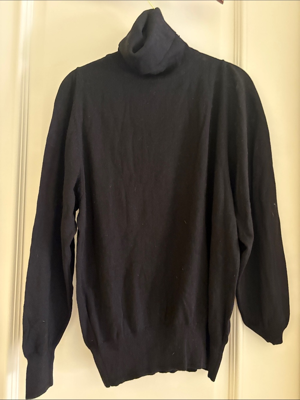 Women's Black Turtleneck Sweater - Classic Crew/Scoop Style